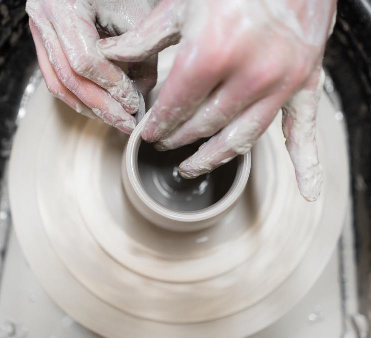 Beginning Ceramic Wheel Throwing (14+)